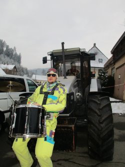 Narrenbaum stellen